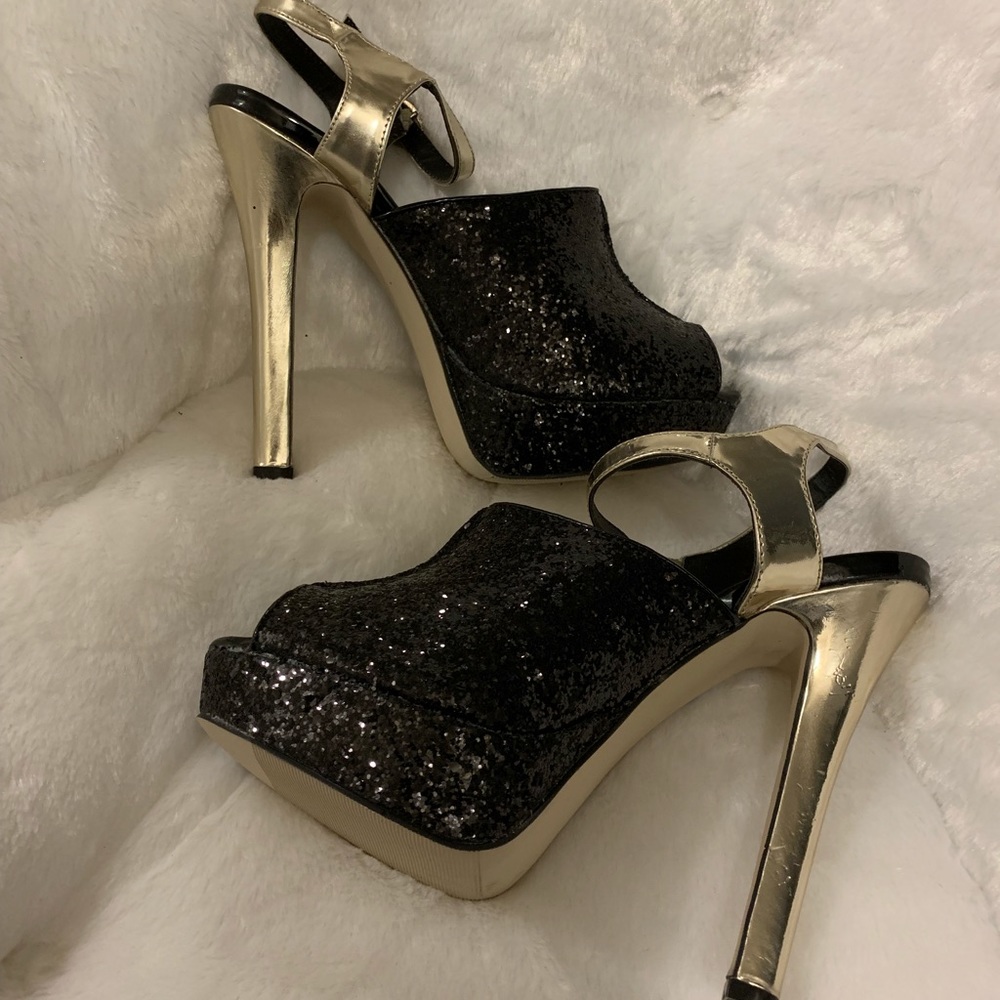 Black and Gold Madden Girl Party Heel